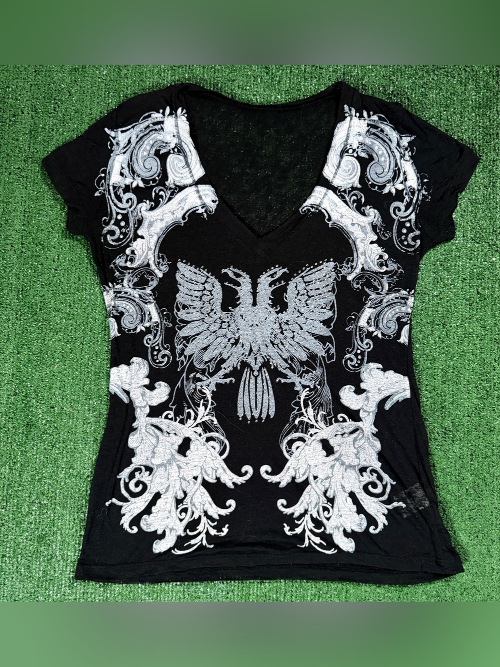 Y2K Womens Graphic V-Neck TShirt Black Silver Eagle Rhinestones Scrollwork Large